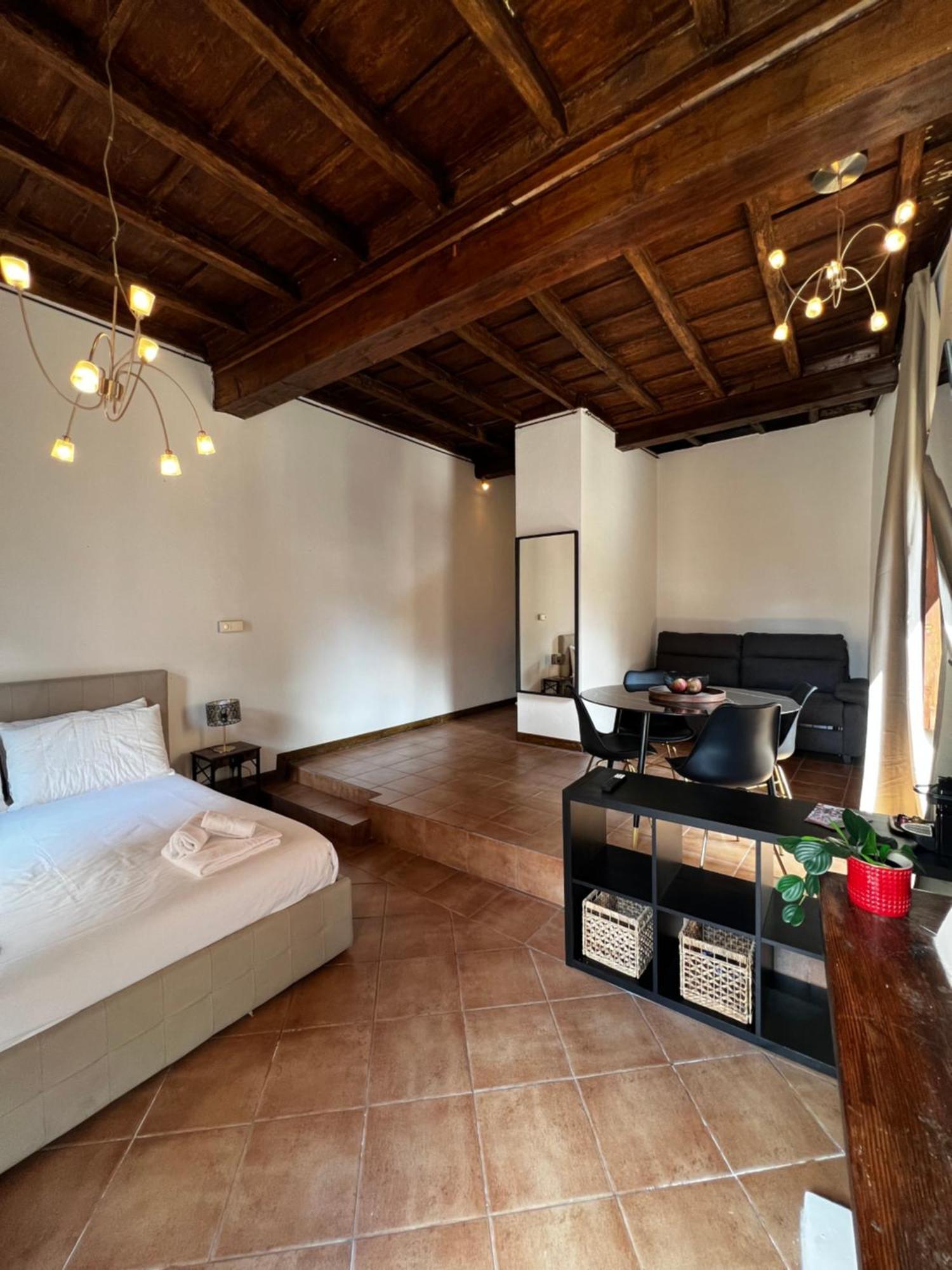 Imperial House San Calisto 7 * Roma
